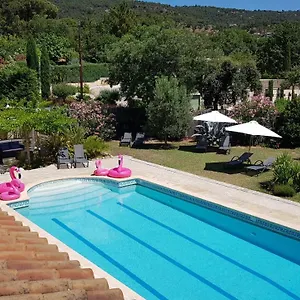 Bed & Breakfast Miel Et Coquelicots, Le Plan-de-la-Tour